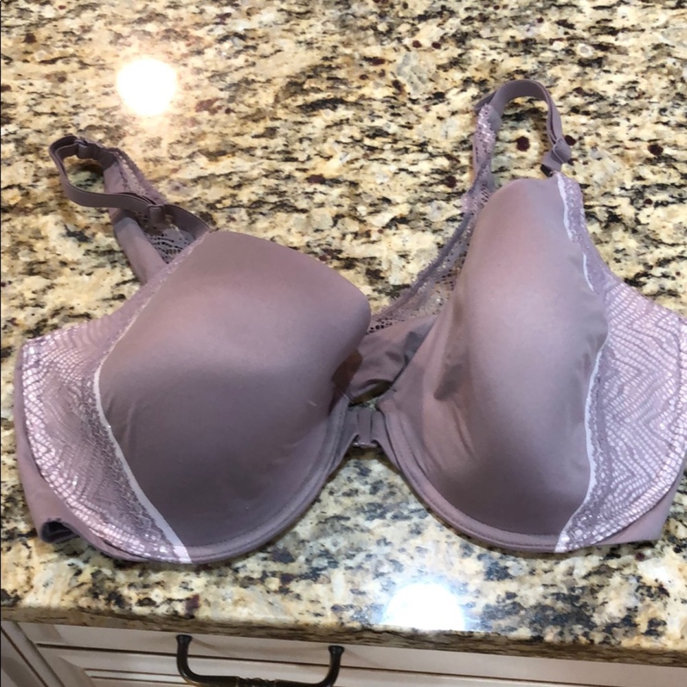 New Victoria Secret Body By Victoria Bra